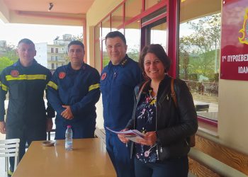 Κλιμάκιο του ΚΚΕ Ιωαννίνων στη Πυροσβεστική