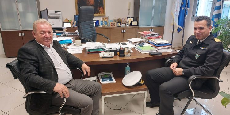 Στον Ι. Λώλο ο νέος Διοικητή Λιμενικού Σώματος