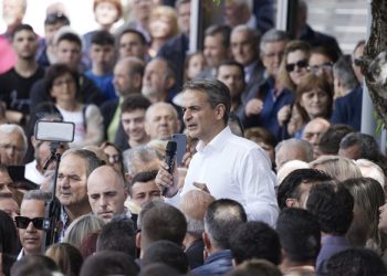 Χαιρετισμός του Πρωθυπουργού και Προέδρου της Νέας Δημοκρατίας Κυριάκου Μητσοτάκη σε συγκέντρωση πολιτών στην Παραμυθιά Θεσπρωτίας