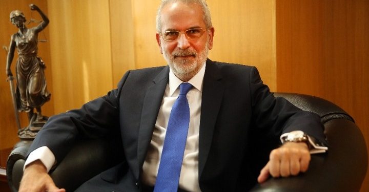 Ανέλαβε υπηρεσιακός πρωθυπουργός ο Ιωάννης Σαρμάς