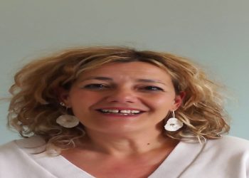 Η Όλυ Τσουμάνη για τα προγράμματα των κομμάτων