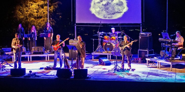 Αφιέρωμα των «DEANS», στο ιστορικό album των Pink Floyd