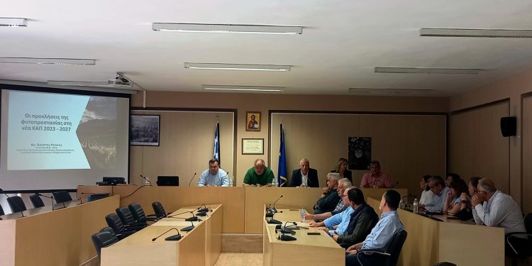 Αγρότες, κτηνοτρόφοι ενημερώθηκαν για τη νέα ΚΑΠ σε ημερίδα του Δήμου Ζίτσας
