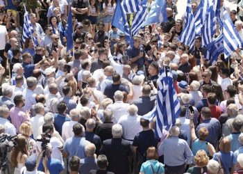 Χαιρετισμοί του Προέδρου της Νέας Δημοκρατίας Κυριάκου Μητσοτάκη σε συγκεντρώσεις πολιτών στην Αμφιλοχία και τη Φιλιππιάδα