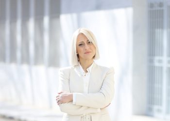 Με την παράταξη Καχριμάνη η Έφη Θεοδωρή