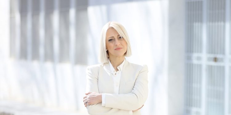 Με την παράταξη Καχριμάνη η Έφη Θεοδωρή