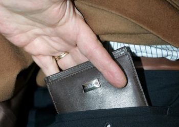 Του πήραν 200 ευρώ από τη τσέπη του … μέσω της απασχόλησης