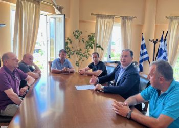 Συνάντηση Γ. Στύλιου με Αντιδήμαρχο και προέδρους Τ.Κ για τα αρδευτικά έργα στο Δήμο Νικ. Σκουφά