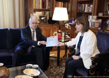 Παράδοση των αποτελεσμάτων των εθνικών εκλογών στον Πρόεδρο της Βουλής και στην Πρόεδρο της Δημοκρατίας