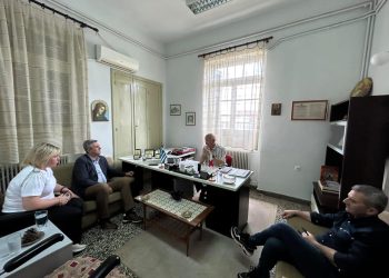 Συνάντηση Χρ. Τσιρογιάννη με  μέλη του Ε.Ε.Σ. Άρτας