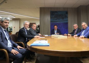 Συνάντηση Γεωργιάδη-Καββαθά στο υπουργείο Εργασίας