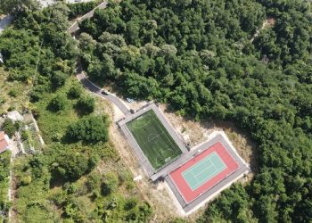 Γήπεδο ποδοσφαίρου 5X5 και γήπεδο αντισφαίρισης απέκτησε η Ροδαυγή