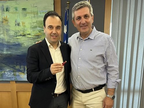 Με τον Υπουργό Ψηφιακής Διακυβέρνησης, Δημήτρη Παπαστεργίου και τον Αναπληρωτή Υπουργό Εσωτερικών, συναντήθηκε στην Αθήνα ο Δήμαρχος Αρταίων