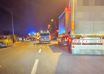 Ιωάννινα: Σφοδρή σύγκρουση μοτοσικλετών στην Περιφερειακή Οδό -Στη ΜΕΘ 22χρονη