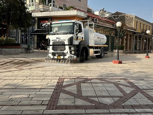 Μια νέα υδροφόρα προστέθηκε στην Υπηρεσία Καθαριότητας του Δήμου Αρταίων