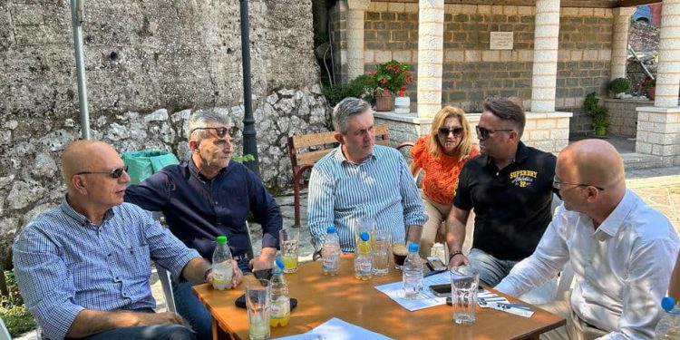 Στα ορεινά χωριά του Δήμου Αρταίων συνεχίστηκε ο διάλογος με την δημοτική αρχή και τους δημότες