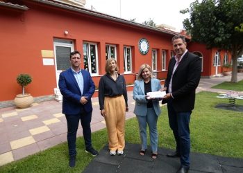 Energean: Επιστροφή στα θρανία με δωρεά σχολικών ειδών σε μαθητές στη Ζίτσα, καθώς και σε Καβάλα & Θάσο