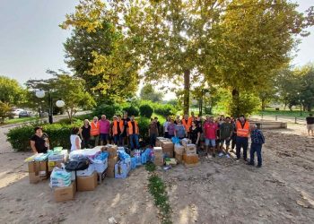Παραδόθηκαν 8 τόνοι αλληλεγγύης στους πλημμυροπαθείς της Θεσσαλίας