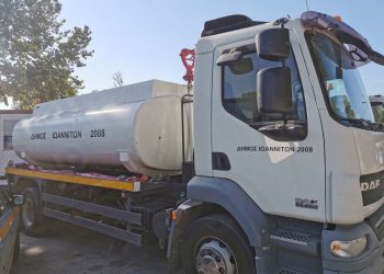 Ο Δήμος Ιωαννιτών συνέδραμε με υδροφόρες τα Τρίκαλα