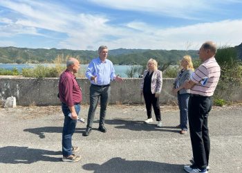 Ο Χρ. Τσιρογιάννης από τη λίμνη Πουρναρίου: « Όλοι οι πολιτικοί συνδυασμοί στον Δήμο είναι κατά του πλωτού φωτοβολταϊκού; »