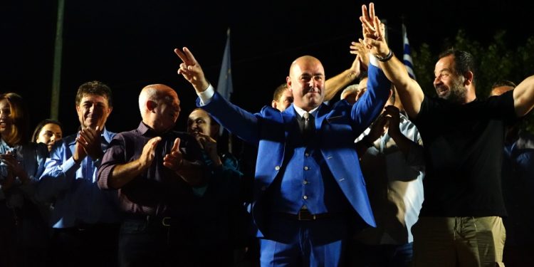 Βήμα στο αύριο : Μεγαλειώδης συγκέντρωση για τον Αχιλλέα Γκούμα στο Καναλάκι