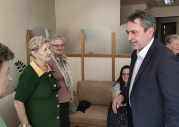 Στα ΚΑΠΗ ο Δήμαρχος Ιωαννιτών και ο Πρόεδρος του ΟΚΠΑΠΑ