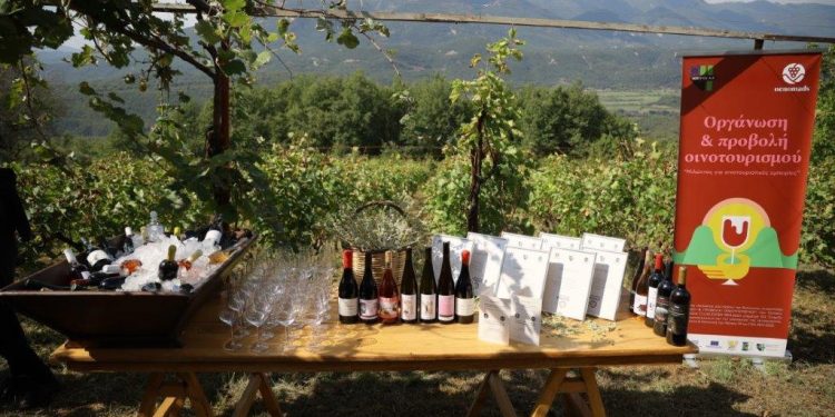 «Μιλώντας για οινοτουριστικές εμπειρίες»