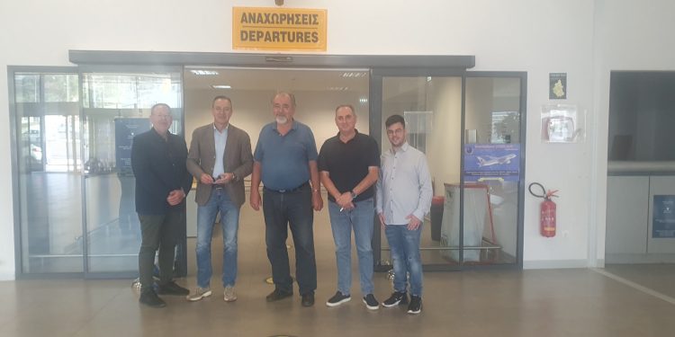 Επίσκεψη στο αεροδρόμιο Ιωαννίνων από τον Θωμά Μπέγκα