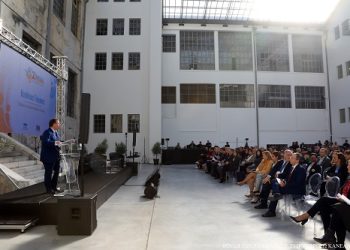 Ο Βασίλης Γιόγιακας χαιρετίζει εκδήλωση της Βουλής και της Εθνικής Αρχής Διαφάνειας για τον σχολικό εκφοβισμό