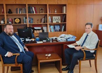 Ο Σπυρίδων Κυριάκης στον Υπουργό κο Θεόδωρο Σκυλακάκη