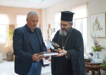 Επίσκεψη του Σεβασμιότατου Μητροπολίτη Παραμυθίας κ. Σεραπίωνα στο Δήμαρχο Ζίτσας Μιχάλη Πλιάκο