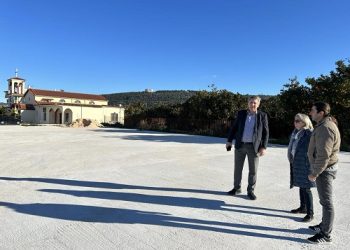 Μια ακόμη πλατεία με παιδική χαρά παραδίδει η Δημοτική Αρχή Τσιρογιάννη: αυτή τη φορά στις Κεραμάτες
