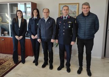 Ο Δήμαρχος Αρταίων κ. Χριστόφορος Σιαφάκας σε συνάντηση με τον Διευθυντή της Αστυνομικής Διεύθυνσης Άρτας, ταξίαρχο, κ. Βασίλειο Λαγό
