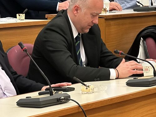 Βλέτσας αντί Γιουγλή στο Περιφερειακό Συμβούλιο Ηπείρου