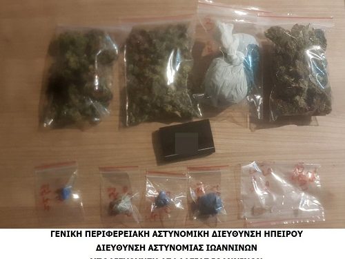 Συνελήφθησαν για κατοχή και διακίνηση και ναρκωτικών