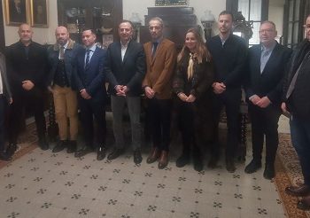 Συνάντηση του δημάρχου Ιωαννίνων με τον πρόεδρο της Πανελλήνιας Ομοσπονδίας Ξενοδόχων και την Ένωση Ξενοδόχων Νομού Ιωαννίνων