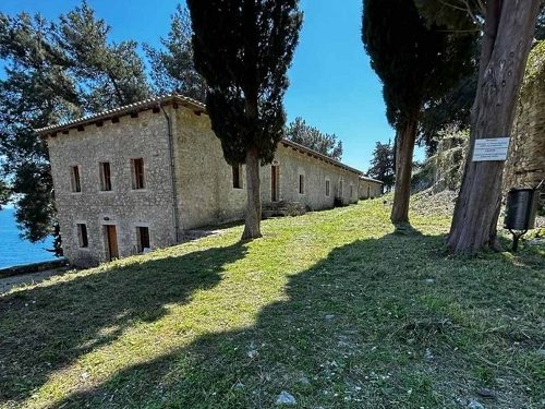 Εθελοντικός καθαρισμός του Ενετικού Κάστρου της Πάργας