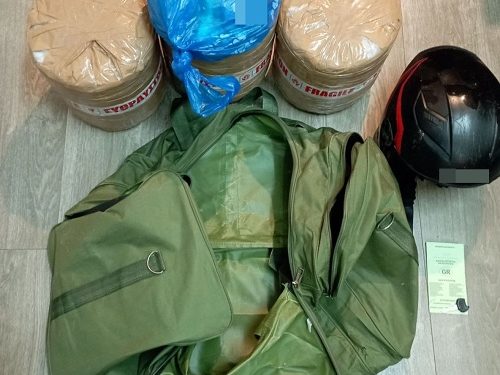 Eγκατέλειψε μοτοσυκλέτα και ναρκωτικά για να αποφύγει τον έλεγχο-Συνελήφθη λίγο αργότερα