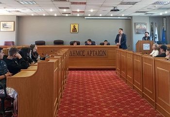 Επίσκεψη – Προσομοίωση Δημοτικού Συμβουλίου από το 5ο γυμνασίου Άρτας