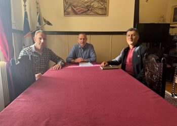 Συνάντηση δημάρχου με σύλλογο εργαζομένων ΕΦΚΑ Ηπείρου – Λευκάδας