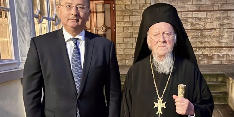 Συνάντηση του Γιώργου Στύλιου με τον Οικουμενικό Πατριάρχη Κωνσταντινουπόλεως κ.κ. Βαρθολομαίο στο Φανάρι