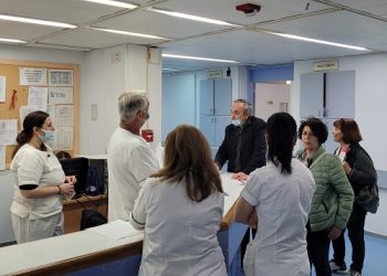 Επίσκεψη του Τάσου Τόκα, υποψηφίου Ευρωβουλευτή με το ΚΚΕ στο Γενικό Νοσοκομείο Άρτας