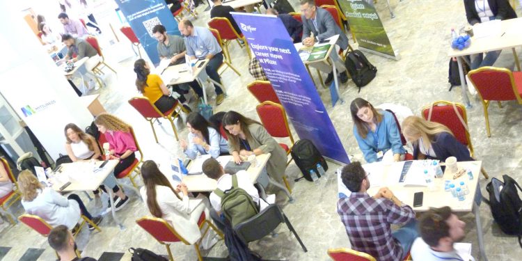 «Ημέρα Καριέρας 2024: Συνδέουμε την Εκπαίδευση με την Αγορά Εργασίας»