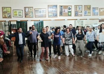 Tον Ηπειρώτη Δήμαρχο της πόλης Σβέρτε της Γερμανίας, κ. Δημήτρη Αξούργο υποδέχτηκε το Τμήμα Παραδοσιακών Χορών Δήμου Ιωαννιτών