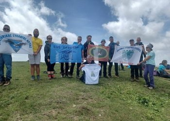 Ανάβαση διαμαρτυρίας Ορειβατικών Συλλογών Ηπείρου στο Ταμπούρι (1876μ)