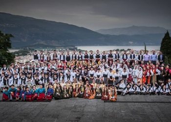 Το Τμήμα Παραδοσιακών Χορών του Δήμου Ιωαννιτών παρουσιάζει την ετήσια παράστασή του