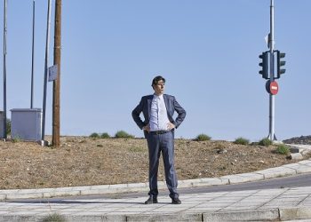 Το Photometria Photography Center παρουσιάζει τη φωτογραφική σειρά “A long Saturday” του Γιάννη Ζινδριλή.