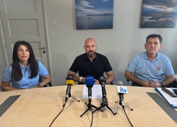 Άμεσες πρωτοβουλίες για να μπει τέλος στην αφισορύπανση