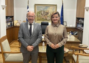 Επίσκεψη στον υφυπουργό υγείας Δημήτρη Βαρτζόπουλο για το Πολυδύναμο κέντρο σωματικής αποτοξίνωσης του Γ.Ν.Ι Χατζηκώστα