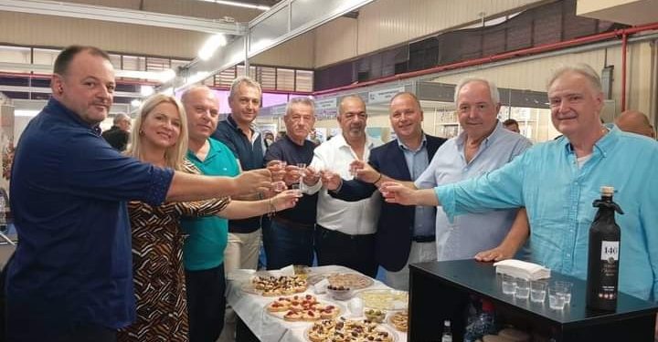 Δυναμικές επαφές του Δημάρχου Αρταίων, Χριστόφορου Σιαφάκα στην 88η ΔΕΘ: Συνεργασίες και προοπτικές για την Άρτα